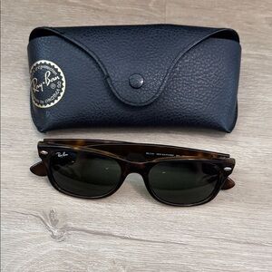 Ray-Ban Brown Sunglasses with Black Case